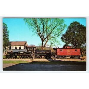 Vintage Boston & Maine Steam Engine Postcard White River Junction VT